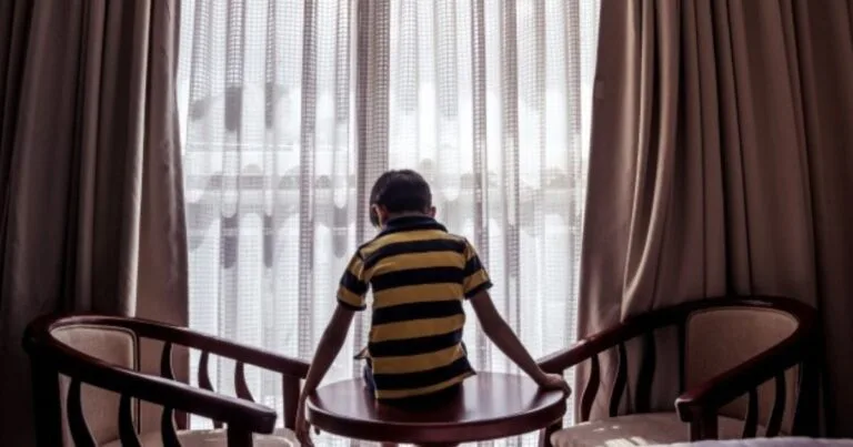 Anak Lelaki Tiba-Tiba Mengadu ‘Burung’ Mengeras, Normal Ke? Anak Lelaki Tiba-Tiba Mengadu ‘Burung’ Mengeras, Normal Ke?