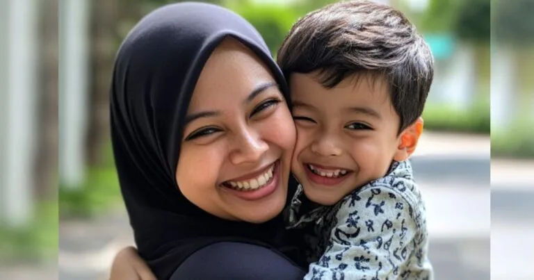 Mood Anak Happy, Peluklah Selalu! Mood Anak Happy, Peluklah Selalu!