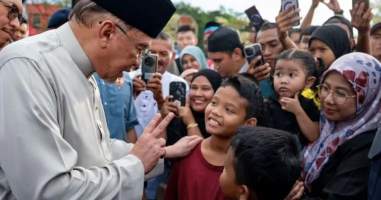 Wow Anak Hebat! Mengadu Tandas Sekolah Rosak Dekat PMX! Wow Anak Hebat! Mengadu Tandas Sekolah Rosak Dekat PMX!