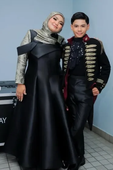 Talk To My Manager Buka Laluan Ke Dunia Hiburan, Bakat Amad Luar Biasa!