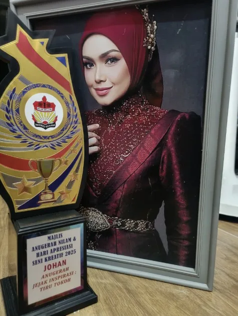 Mini TokTi Muncul, Murid Darjah 1 Tiru Gaya Siti Nurhaliza Terus Jadi Johan!