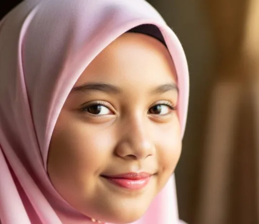 Tudung Bawal Memang Best, Ini Sebab Kanak-Kanak Suka Pakai!