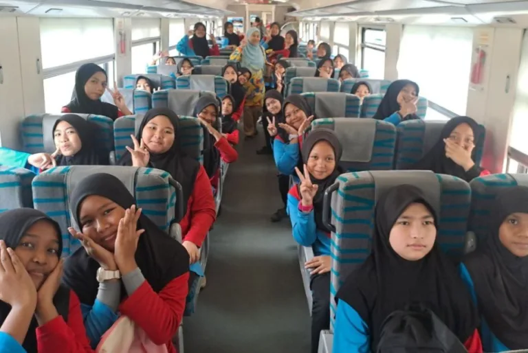 Naik Kereta Api! Murid Tahun Enam SK Banggu Cipta Kenangan Manis Sebelum Berpisah