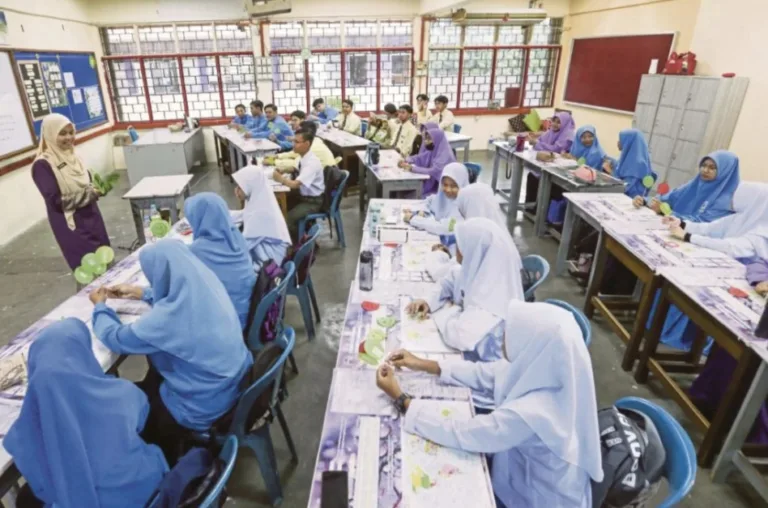 Semak Tawaran MRSM & SBP 2026 Hari Ini!