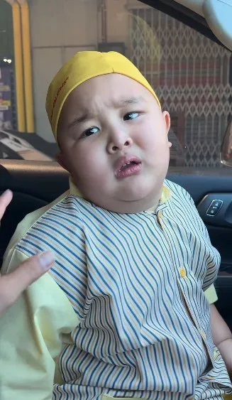 Bang Aji Dah Masuk Sekolah! Comelnya Rindu Ayah! 6 Bang Aji Dah Masuk Sekolah! Comelnya Rindu Ayah!